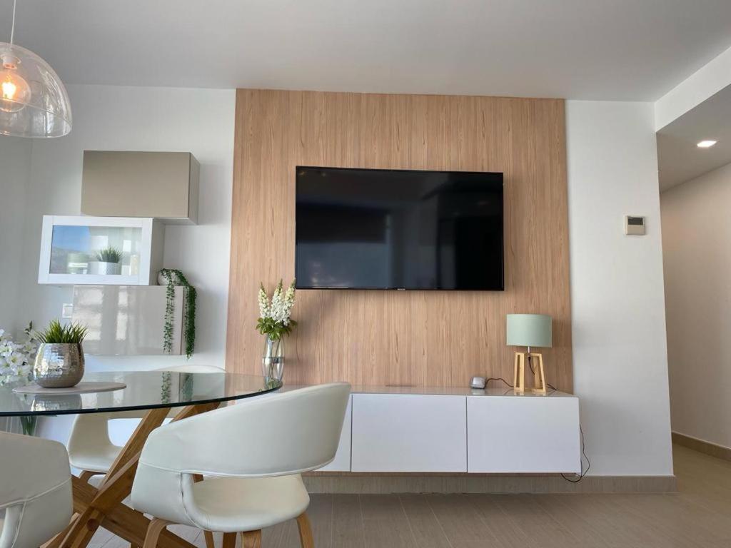 Brisa Puerto Marina Apartments Benalmadena Luaran gambar